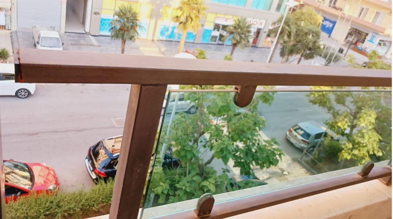 APARTAMENT NE QERA 2+1