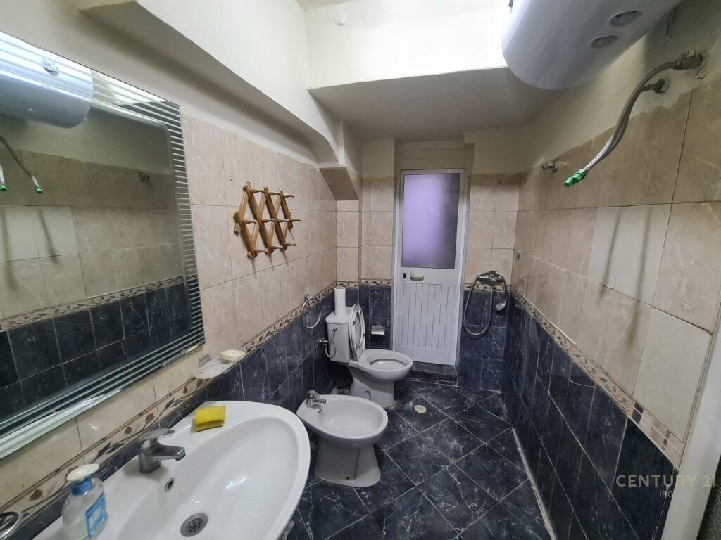 Qira Apartament 1+1 Rruga Mine Peza €450