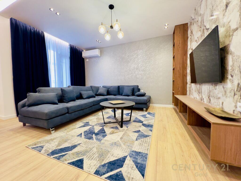 Qira Apartament 2+1+2 Bulevardi i Ri €900