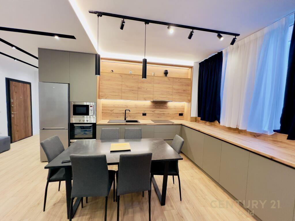 Qira Apartament 2+1+2 Bulevardi i Ri €900