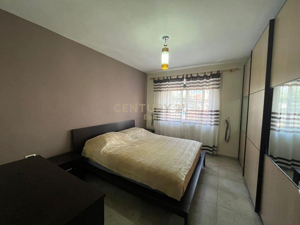 1+1 APARTMENT FOR RENT IN THE CENTER OF DURRES!