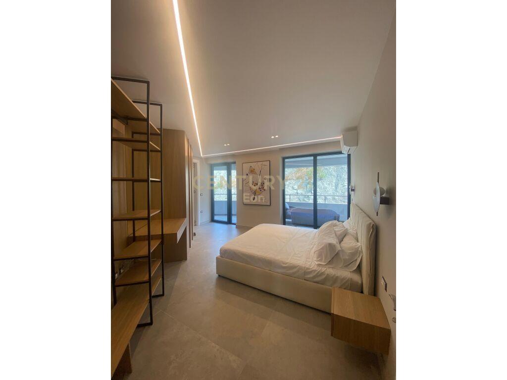 SHITET SUPER APARTAMENT 2+1+2 + 2 POSTE ME PAMJE DETI TEK RE