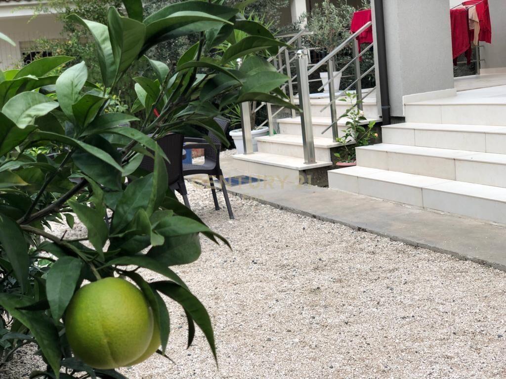 JEPET ME QIRA KAT VILE 2+1 PRANE ZJARRFIKESES DURRES!