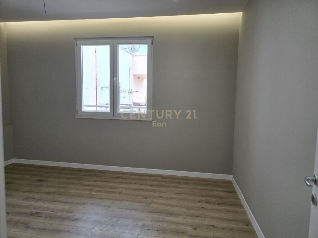 SHITET APARTAMENT 1+1 NE DURRES!