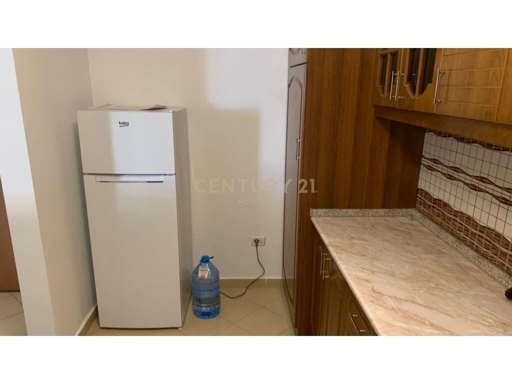 JEPET ME QIRA APARTAMENT 1+1 TEK SHKEMBI I KAVAJES!