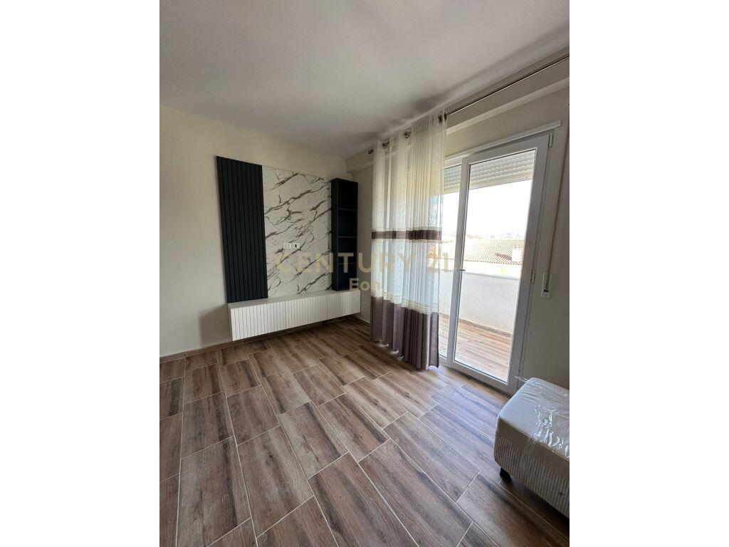 SHITET APARTAMENTI 1+1 TEK MALI I ROBIT,NE GOLEM!