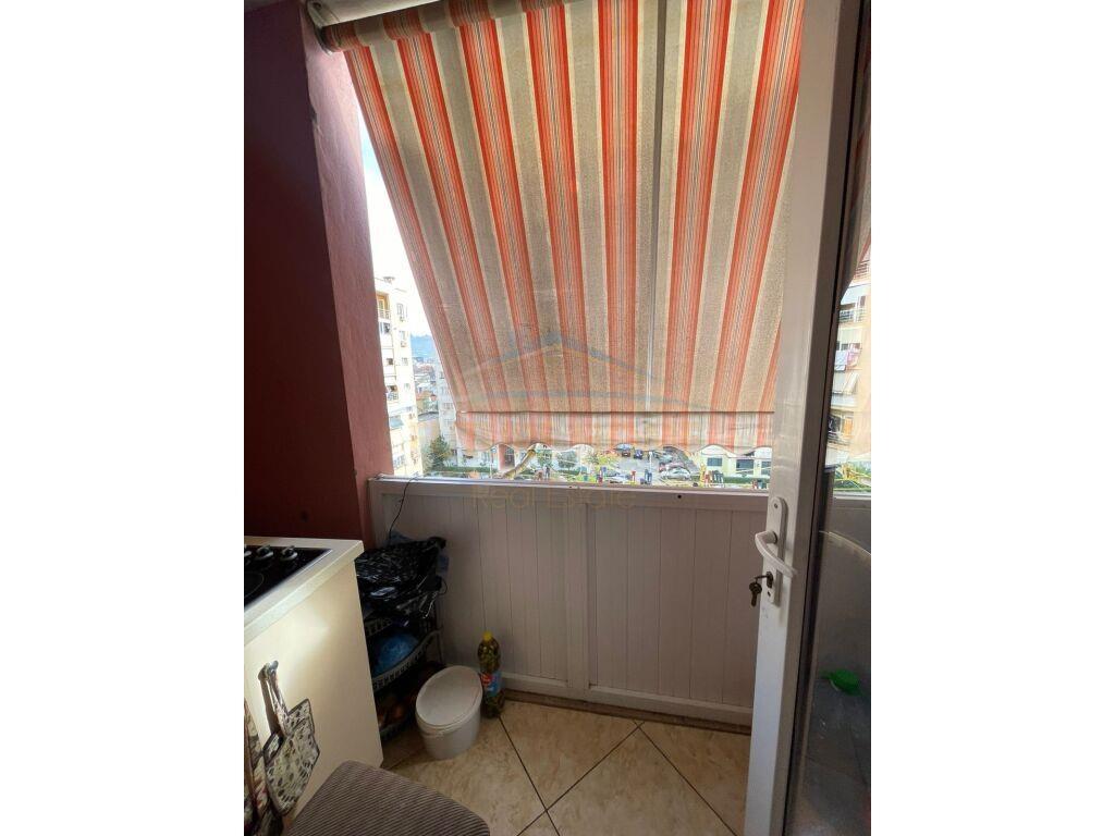 Qera Apartamenti 3+1+2 Laprakë,Tiranë