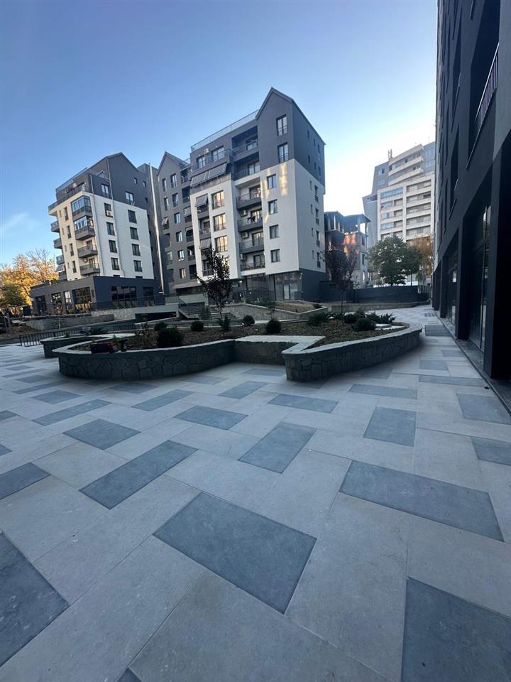 Apartament i shkelqyer me qera ne qender te Korces