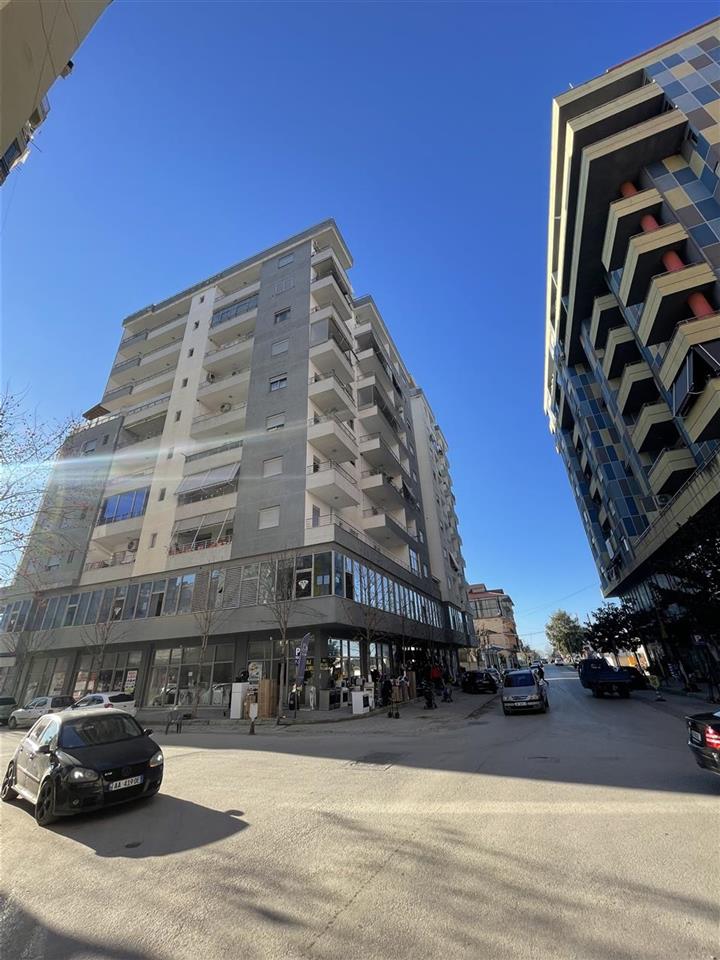 Apartament 1+1 pallat i ri