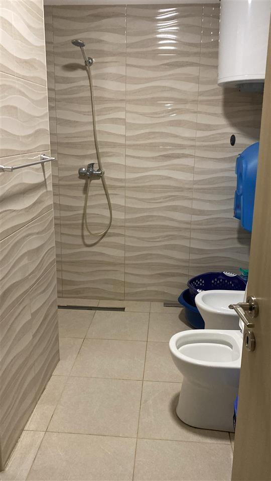 Apartament me qera 1+1