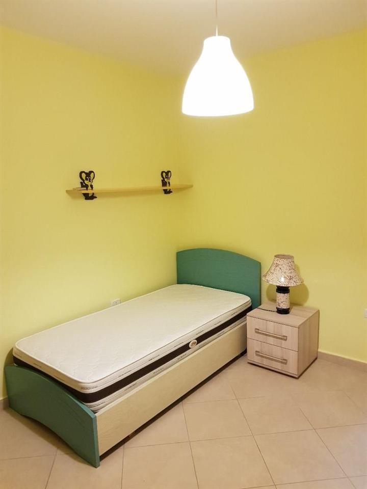 Apartament 2+1+2, pallat i ri, 5min nga qendra e Tiranes