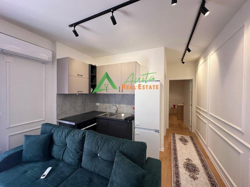 Selite ofrojme per qira apartment 1+1