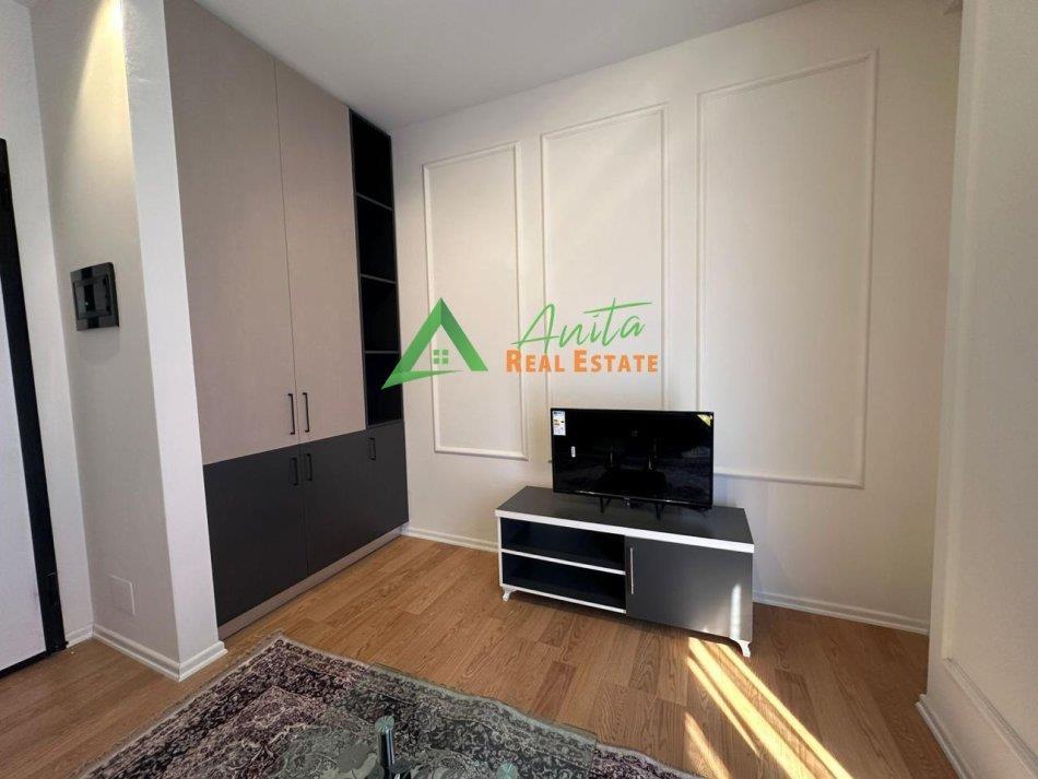 Selite ofrojme per qira apartment 1+1