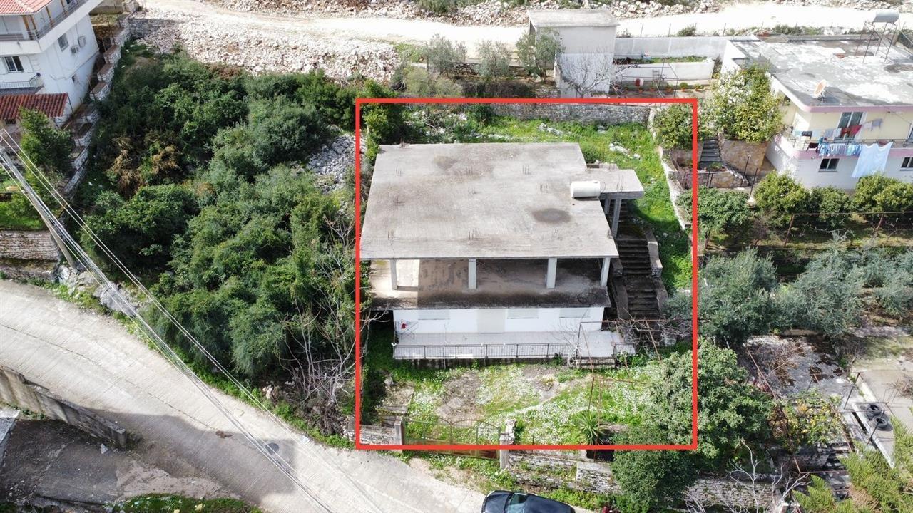 Shitet godine se bashku me toke ne Sarande