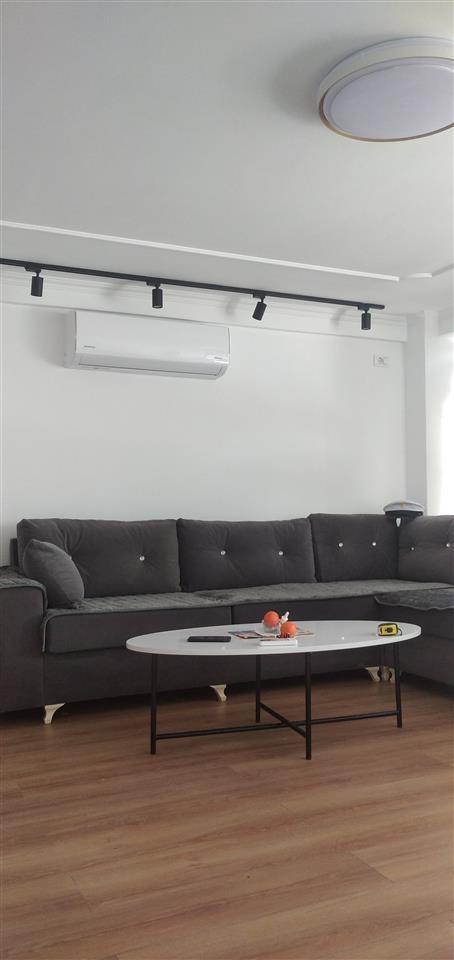 JEPET DUPLEKS ME QERA