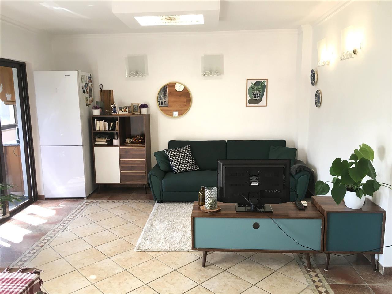 Apartament 2+1 me Qera, Rruga e Durresit