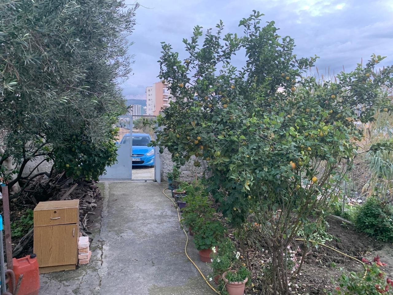 Shtëpi Private për Shitje në Lagjen Kushtrim, Vlorë