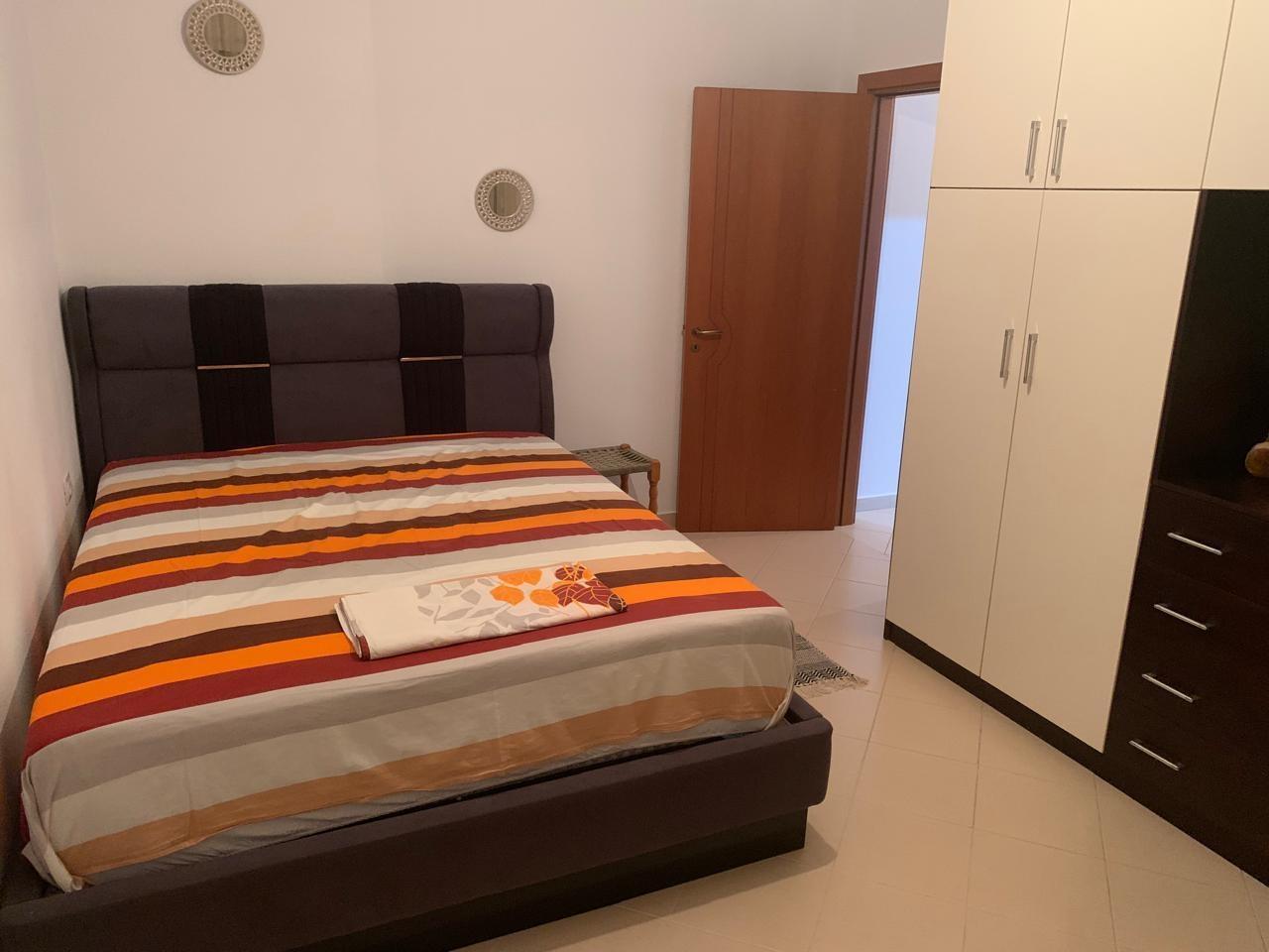 Apartament me Qera në Vlore 2+1+1, te Albano Romina