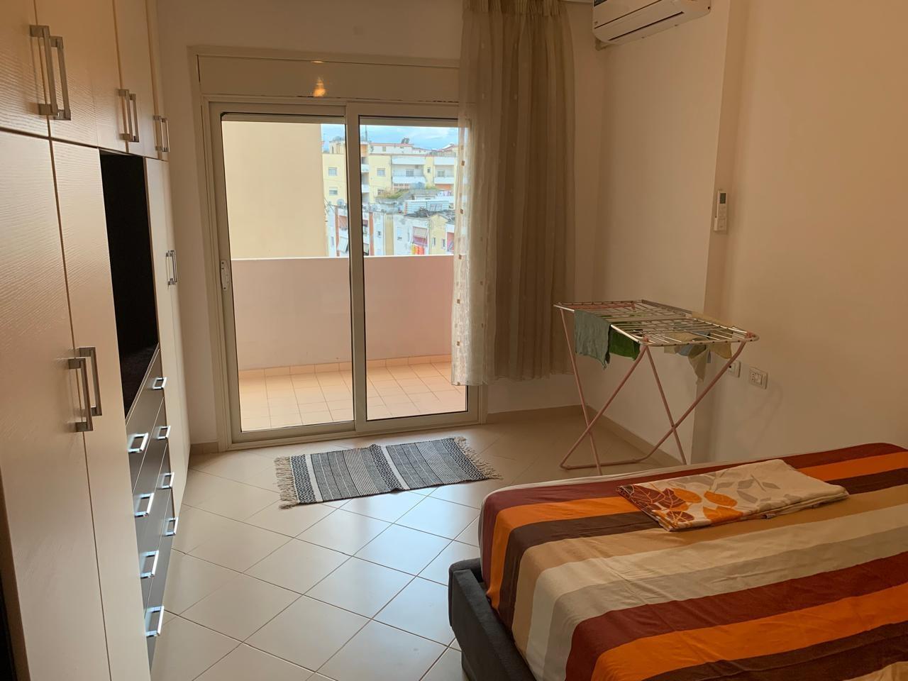 Apartament me Qera në Vlore 2+1+1, te Albano Romina
