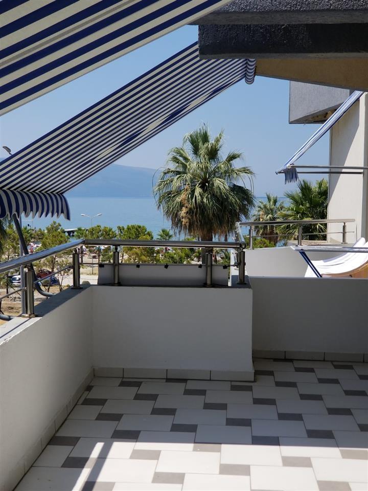 Apartament 1+1 për Shitje, Lungomare – Vlorë, Pamje nga deti