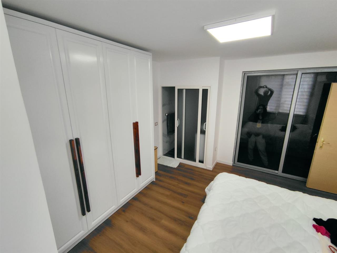 Shitet apartament Plazhi 98.2m2