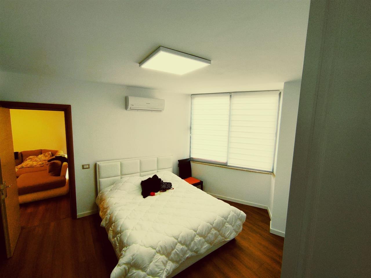 Shitet apartament Plazhi 98.2m2