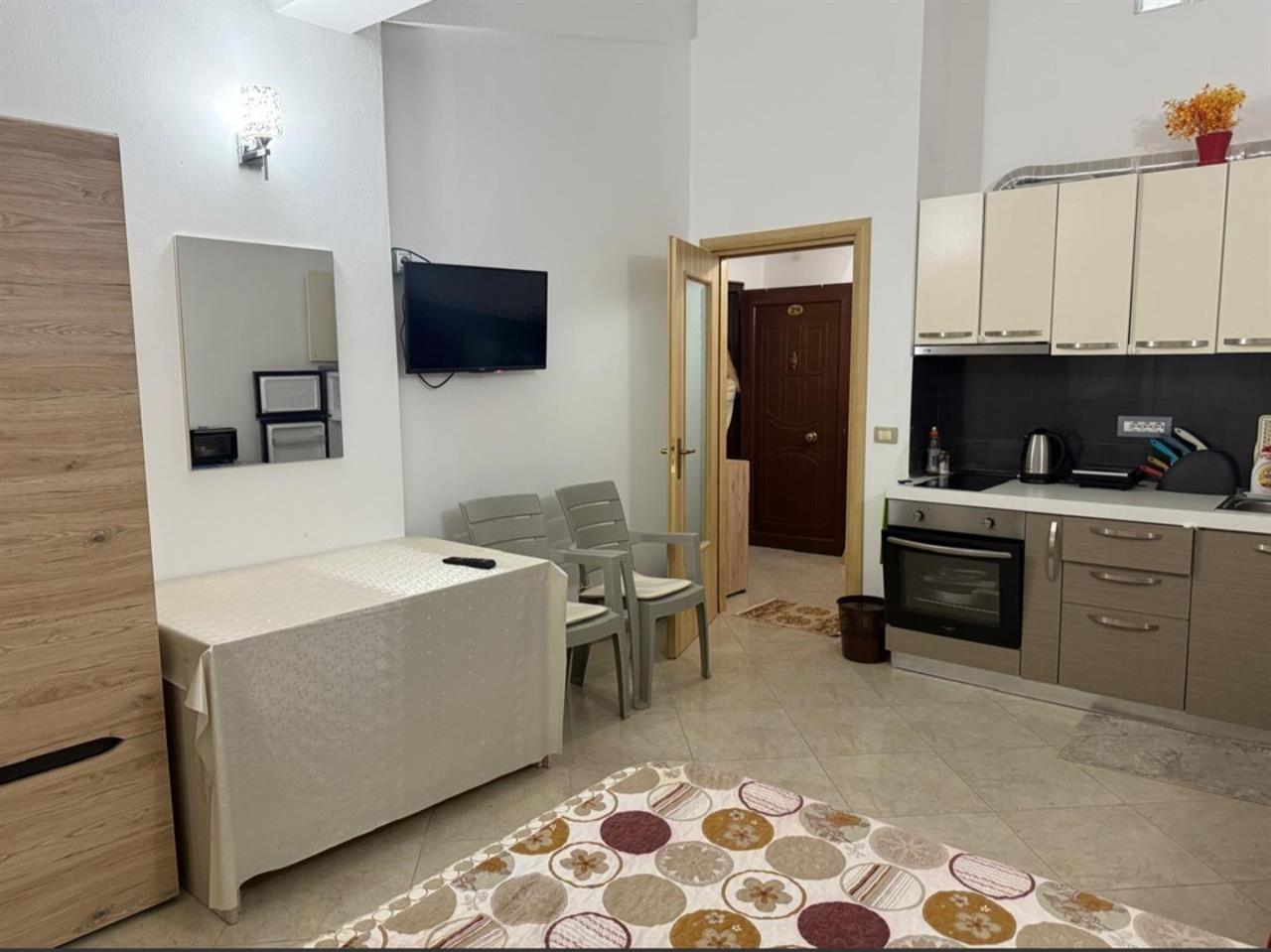 Apartament me post parkimi