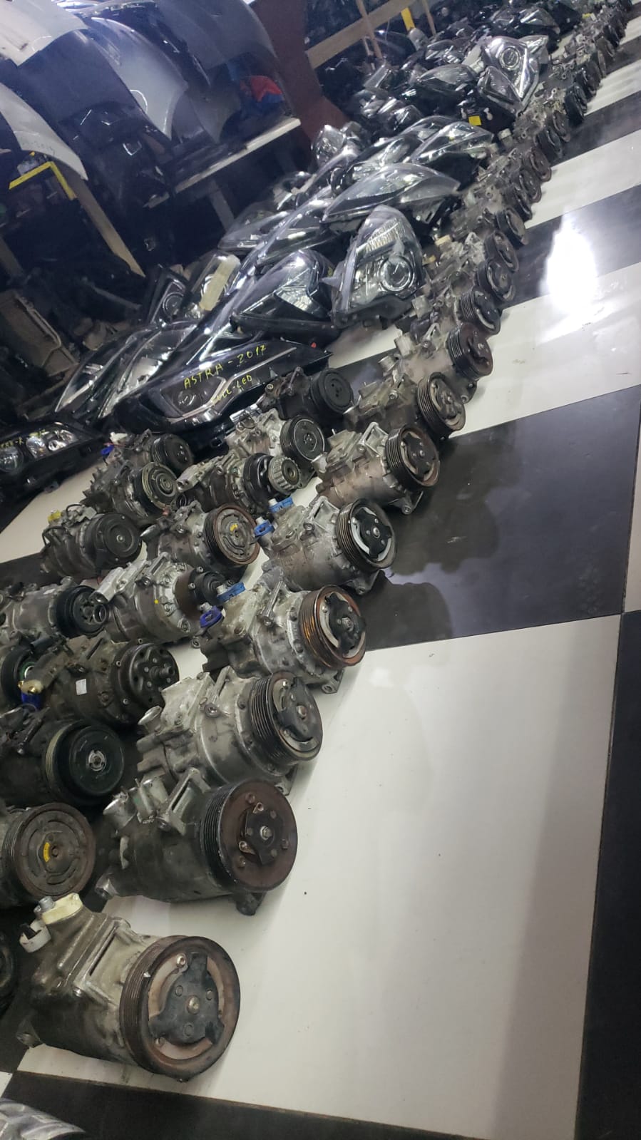 Pjese per makina me shumic e pakice 0683995113