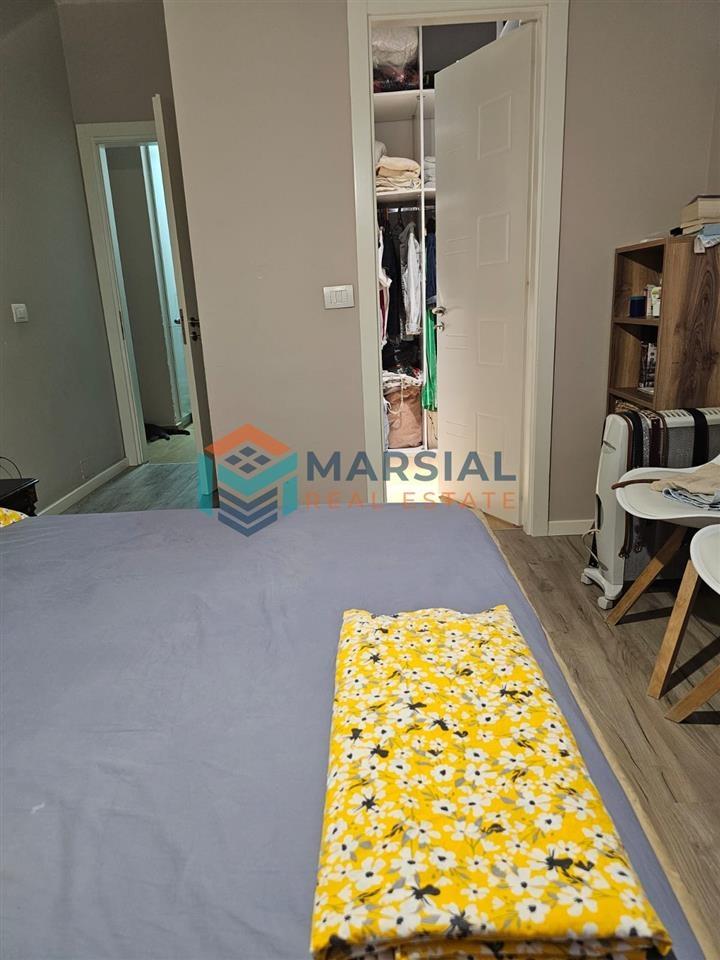 Jepet me qira Apartament 2+1+2, ish-Stacioni i Trenit, Tiran