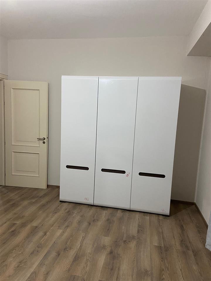Apartement Qera 2+1+2-Rr.Bedri Karapici-LIROHET 1 MARS 2025
