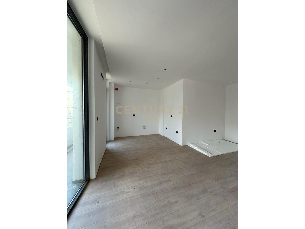 SHITET APARTAMENT 1+1 TEK “WHITE HILL RESIDENCE” NE CURRILA!