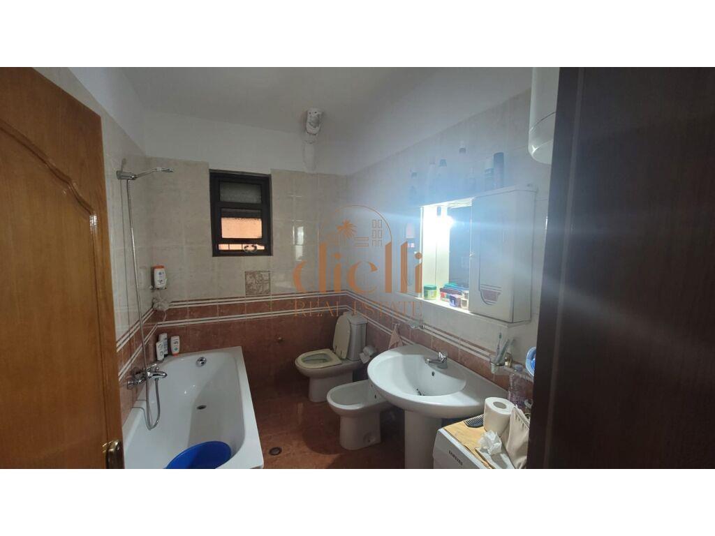 SHITET APARTAMENT 2+1, RRUGA XHANFIZE KEKO (XHAMLLIK)