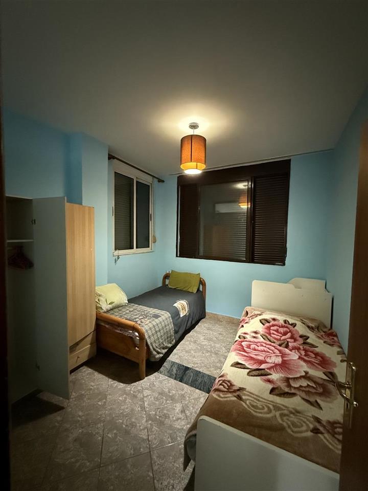 Jepet shpi me qera 1+1 e mobiluar don bosko