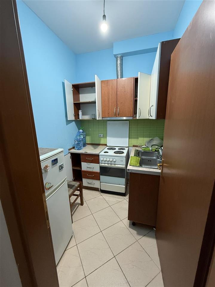 Jepet shpi me qera 1+1 e mobiluar don bosko