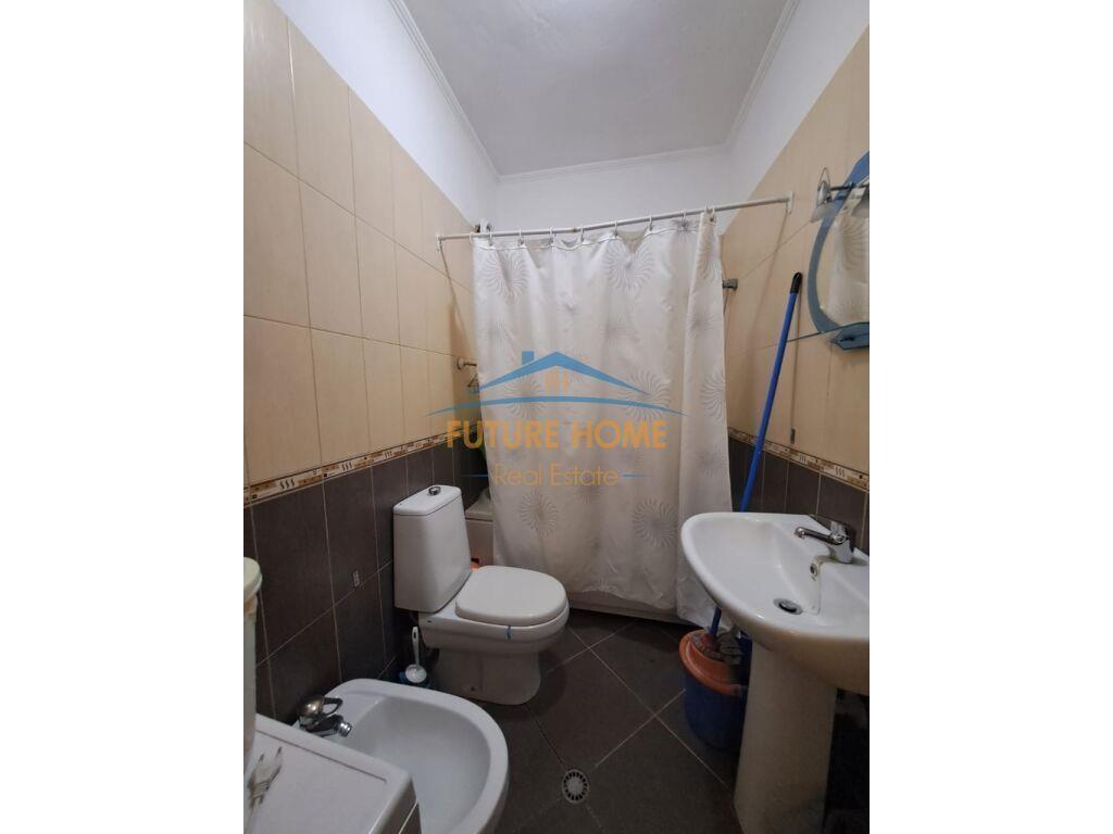 Qera, Apartament 3+1+2, Unaza e Re, Tirane.