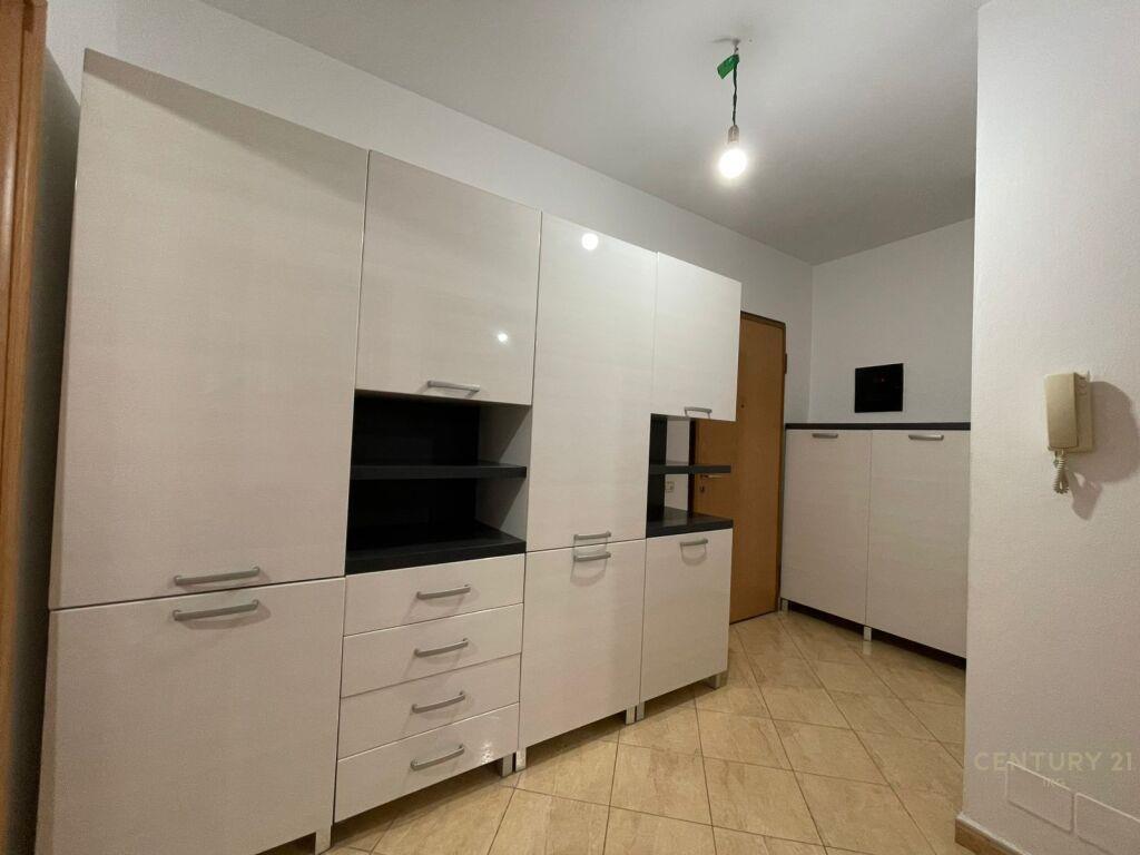 Qira Apartment 1+1+1 Astiri 410 € /Muaj
