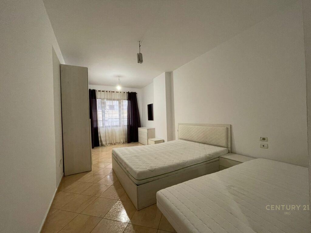 Qira Apartment 1+1+1 Astiri 410 € /Muaj