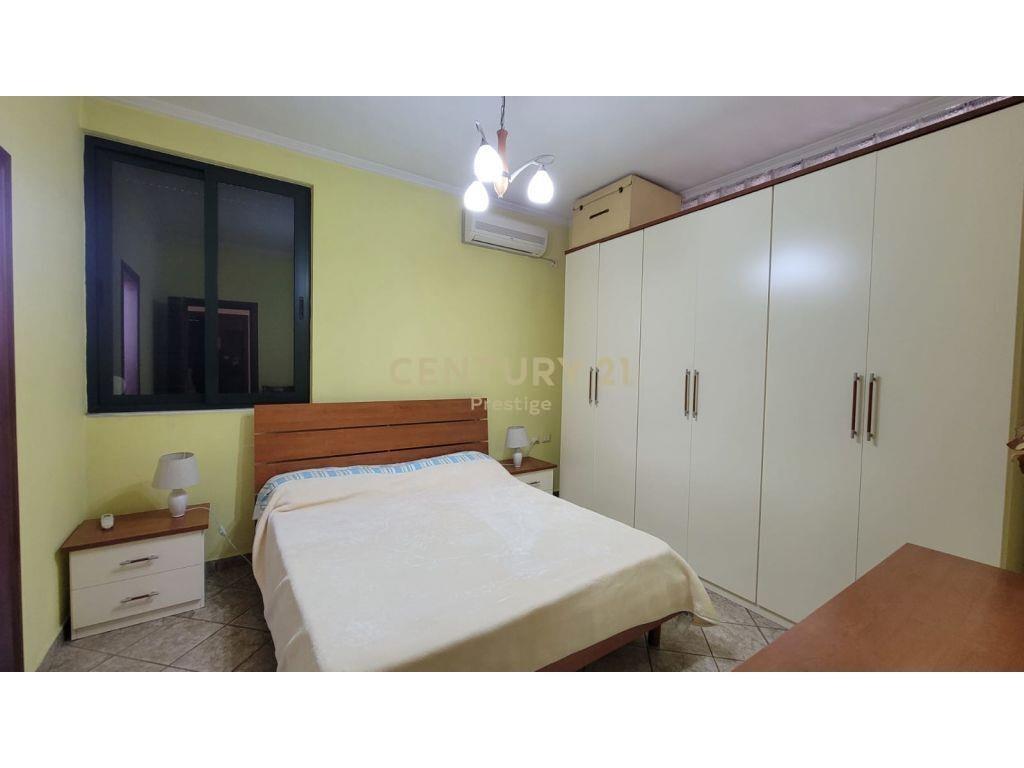 Qira Apartment 3+1+2 Rruga e Elbasanit 750 € /Muaj