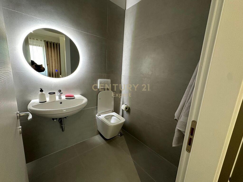 Qira Apartment 2+1+2 Hipoteka 900 € /Muaj