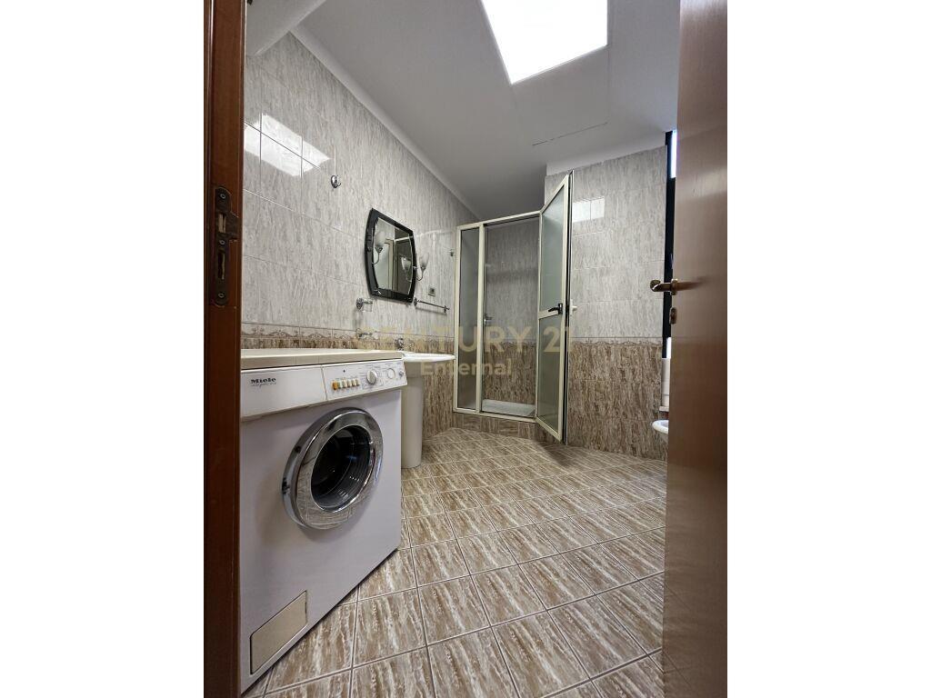 Qira Apartment 3+1+3 Liqeni i Tiranës 1,500 € /Muaj