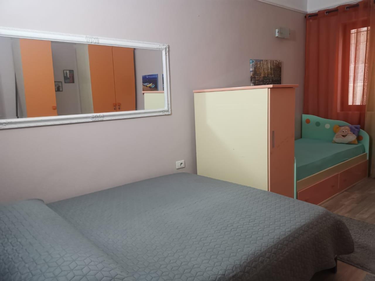 Pogradec, jepet me qera apartament 1+1+A+BLK / Ashensor