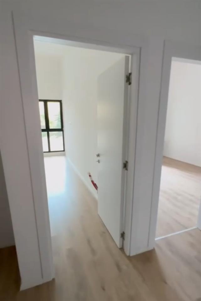 Apartament tek farmacia 10 kompleksi ARLIS