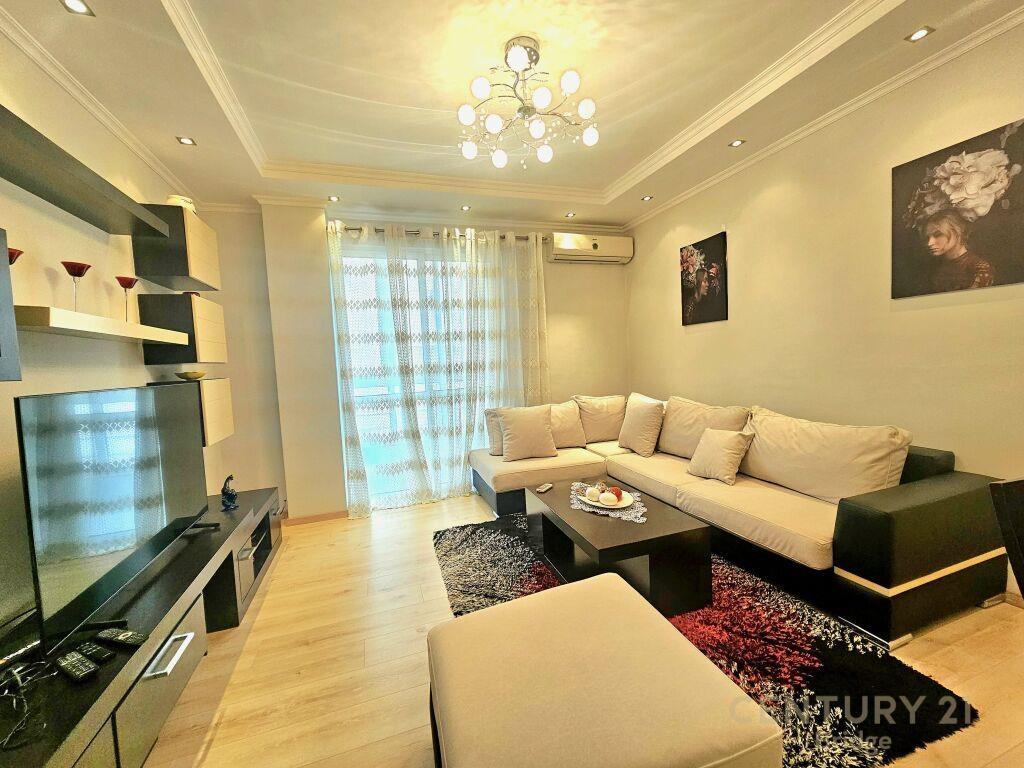 Qira Apartment 2+1+1 Kodra e Diellit 700 € /Muaj