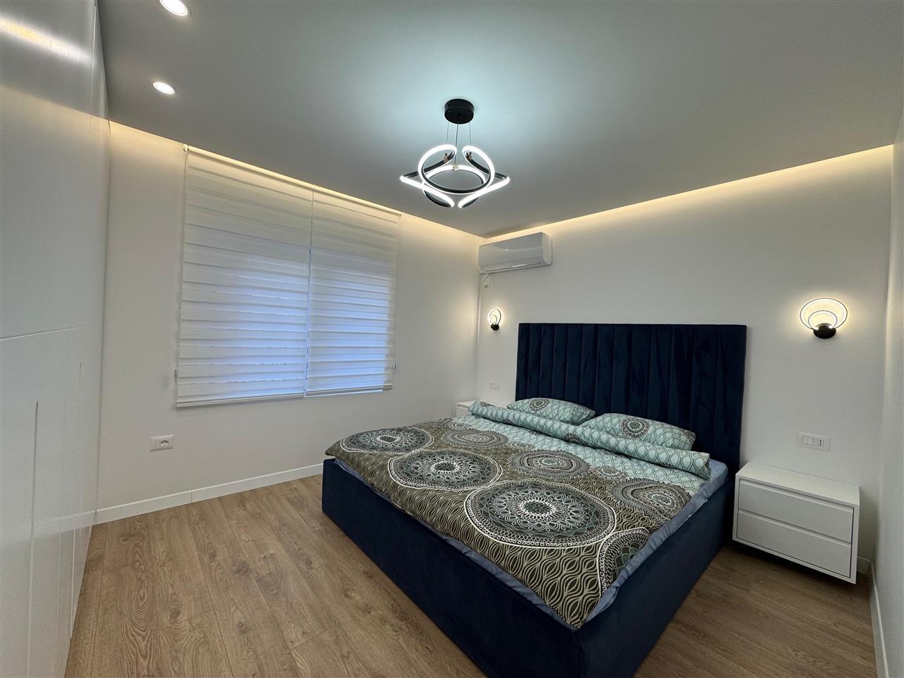 Xhamlliku , Japim me qira apartament 1+1 !