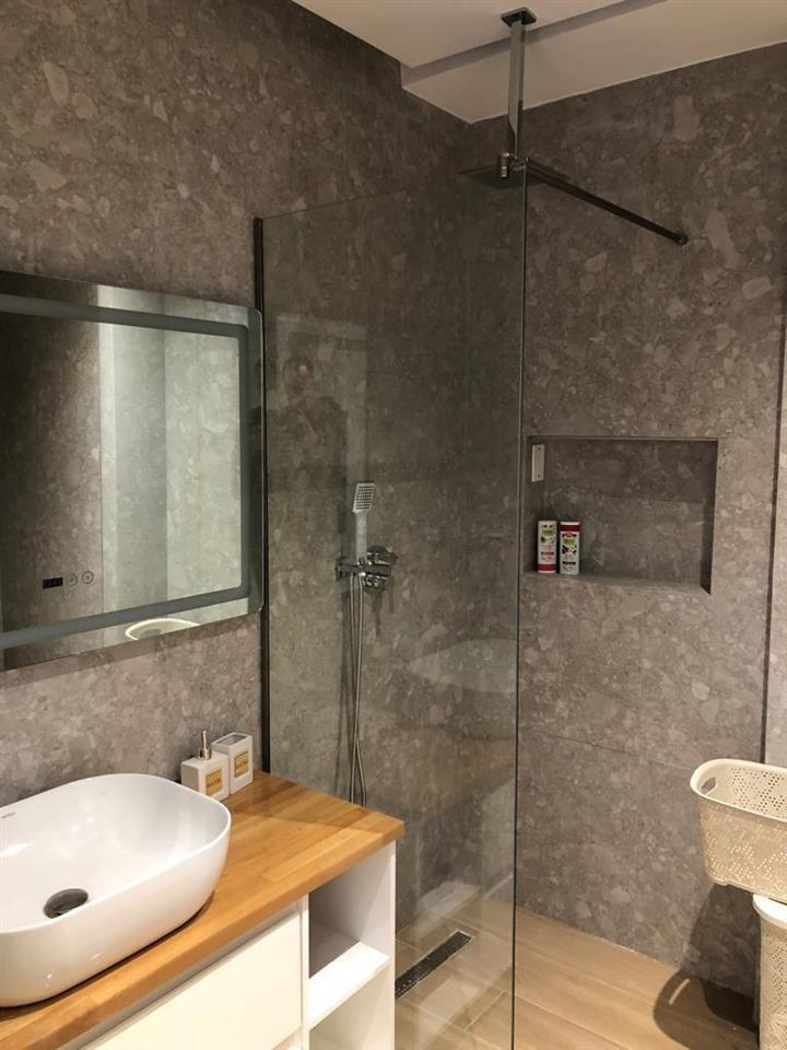 JEPET ME QERA APARTAMENT 1+1 PRANE TIKU & MATO