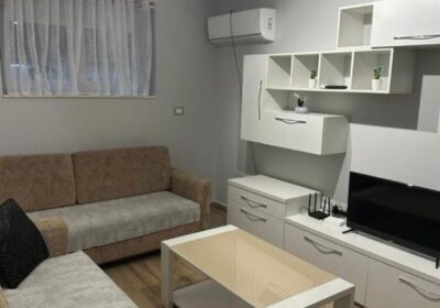JEPET APARTAMENT ME QERA NE VOLLGA !