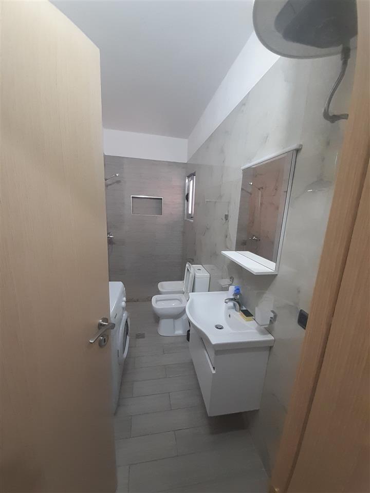 Jepet me qera afat gjat Apartamenti,Kati 6