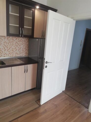 Jepet me qera apartment vollga Durres