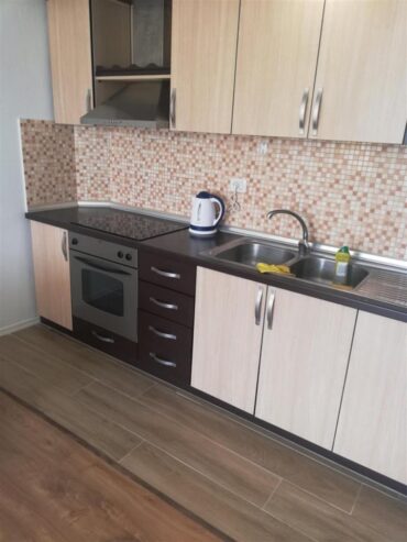 Jepet me qera apartment vollga Durres