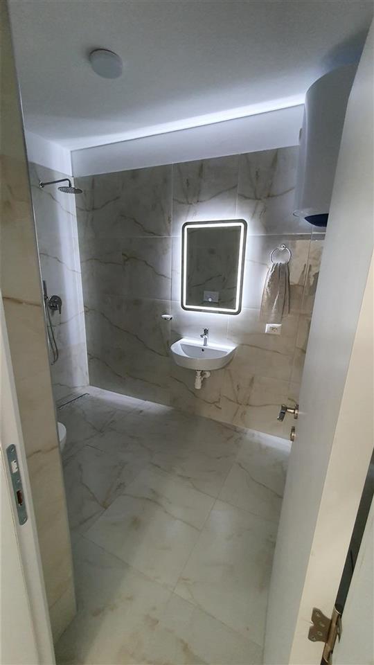 Zirkon Rezidence tek spitalet 2+1+2 Apartament me qera